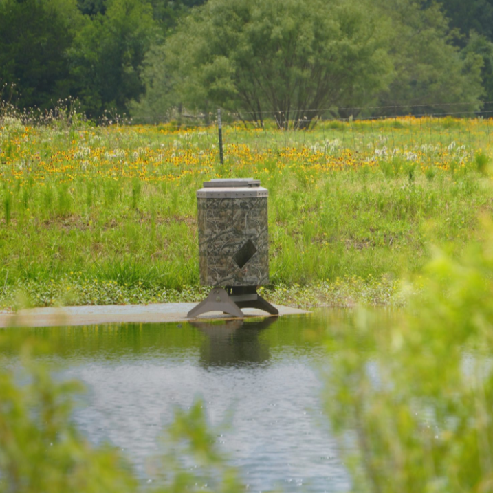 Ranch King Texas Avenger Fish Feeder 100lb