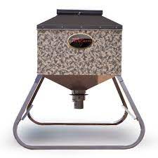 Ranch King Mighty Buck Corn Feeder 600lb